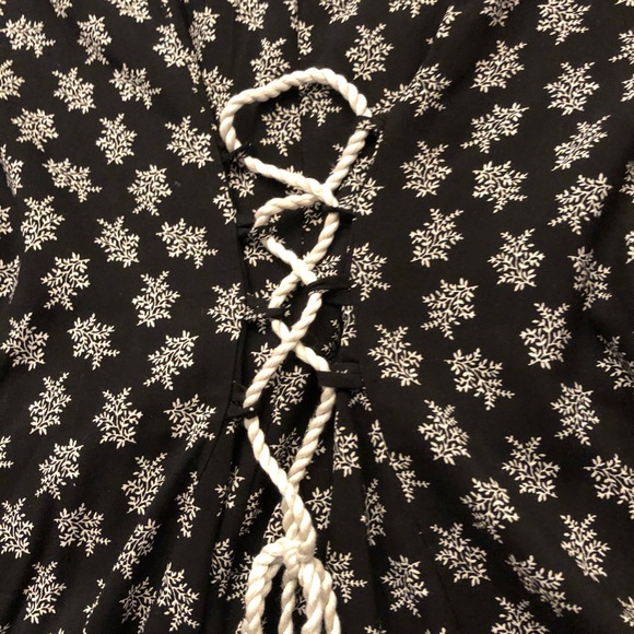 Lace-up Black Romper - Picture 8 of 10